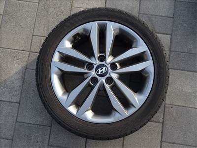 Hyundai 17" 5x114,3 ET53 gyári alufelni 225/45R17 i30 i40 Tucson Kia Ceed stb