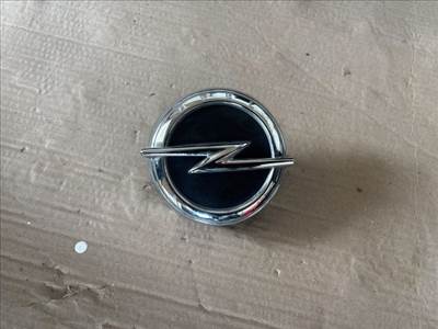 Opel Astra K Csomagtérajtó Kapcsoló 11668 39153552