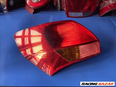 Kia Venga Bal hátsó lámpa 92401-1P000