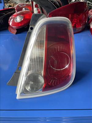 Fiat 500 Jobb hátsó lámpa 