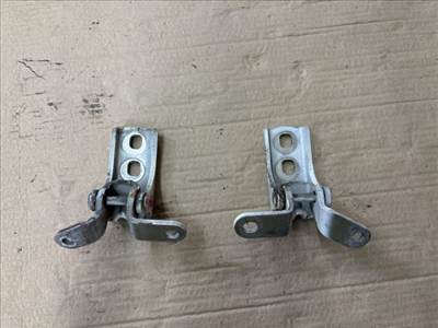 Opel Astra J Bal első zsanér pár Y40R 11470 