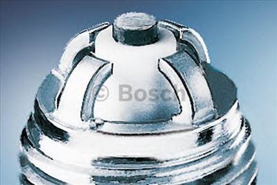 BOSCH 0 242 235 715 - gyújtógyertya AUDI BMW MITSUBISHI VW