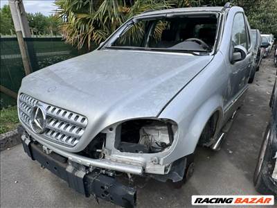 Mercedes ML-osztály W163 karosszéria alkatrészek 