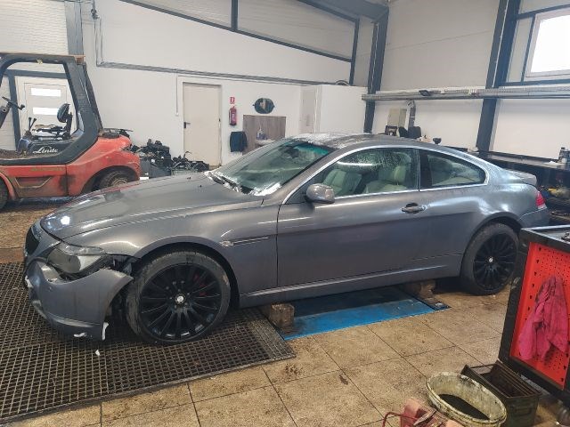 BMW 6 (E63) 645 Ci - Bontódik! 3. kép