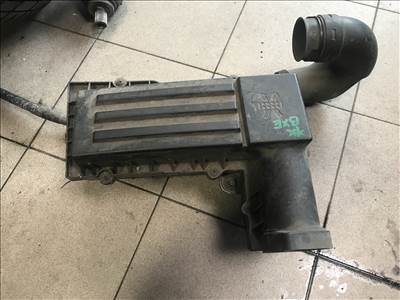 Volkswagen Jetta V 1.9PD BXE légszűrő ház 