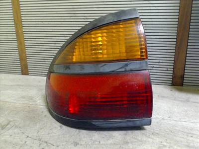 RENAULT LAGUNA 98- Bal külső hátsó lámpa