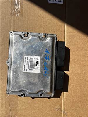 Motorvezérlő Opel meriva 1,7 cdti  55581805