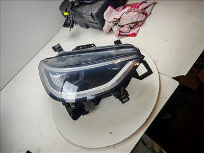 Volkswagen ID.3 fényszóró jobb 10b941036a