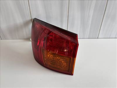 Lexus IS (XE20) bal hátsó külső lámpa