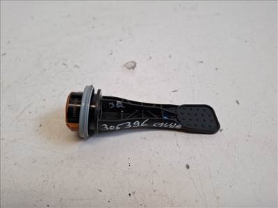 Renault Master bal első villogó foglalat 5170513102L