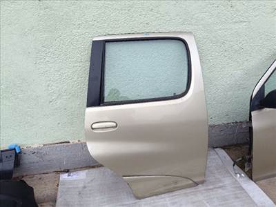 Toyota Yaris Verso Jobb hátsó Ajtó