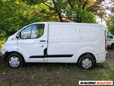 Ford Transit Custom bontott alkatrészei vagy egyben bontásra eladó