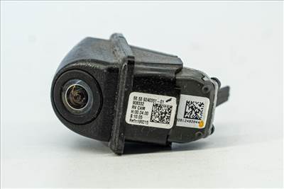 BMW 1 Series F20/F21 LCI, 2 Series F22/F23-F87 M2 LCI, 3 Series F30/F31/F34 GT-F80 M3 LCI, 4 Series F32/F33/F36-F82/F83 M4 LCI, 5 Series F07 GT/F10/F11 LCI, 7 Series F01/F02/F03/F04 Hybrid LCI, X1 E84, X3 F25, X5 E70 LCI, X6 E71/E72 tolató kamera