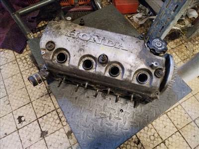 HONDA HR-V 1999.01-2006.01 Hengerfej. benzines