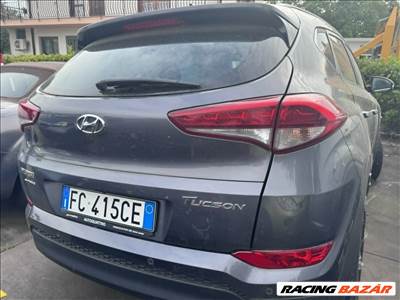 Hyundai Tucson (TL) karosszéria alkatrészek 