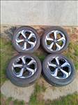  5x114.3 lyukosztású 18" Nissan (gyári felni) alufelni, rajta 235/55 újszerű Bridgestone nyári gumi 