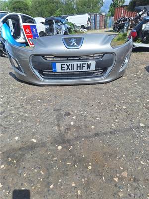 Peugeot 308 II első lökhárító 