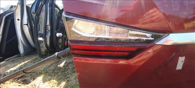 Lexus RX (AL20) Bal hátsó belső lámpa 