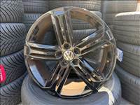 Volkswagen Golf GTI gyári “TALLADEGA” Black Edition 19” alufelni