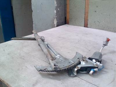 HONDA HR-V 1999.01-2006.01 Jobb első ablakemelő szerkezet elektromos