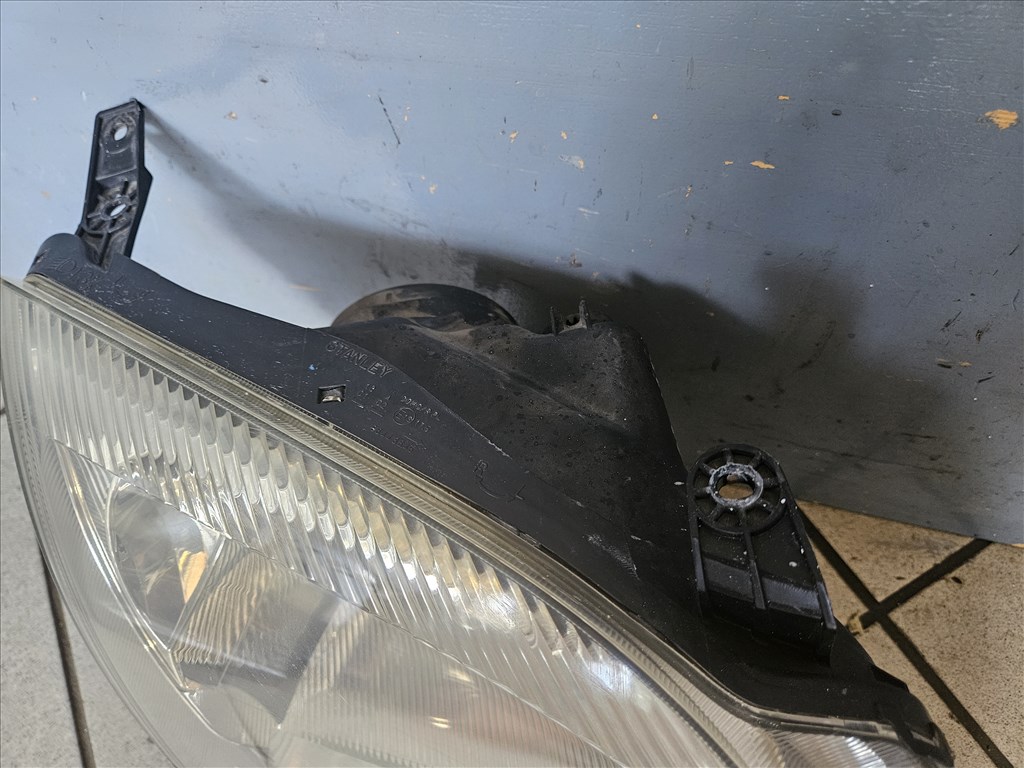 Suzuki Ignis II fényszóró  3. kép