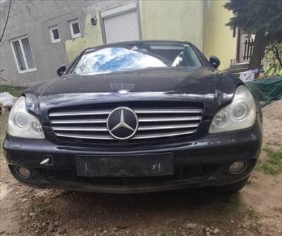Mercedes CLS 500 (W219) bontott alkatrészei