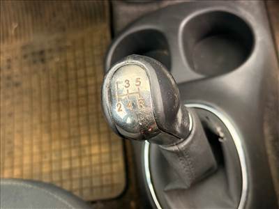 Toyota Yaris (XP10) 1.3 váltókulissza 