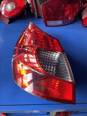 Renault Scénic II Bal hátsó lámpa 8200474328