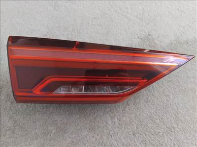 Audi Q3 (F3) , bal hátsó belső lámpa  83a945093