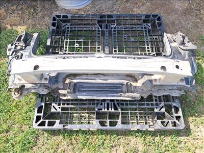 Opel Astra J kombi hátfal 