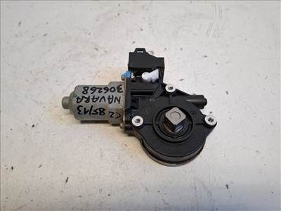 Nissan Navara (D23) jobb első ablakemelő motor 80730JX30C