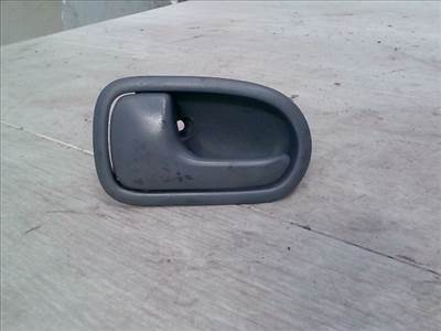 MAZDA 323 98-01 Bal első belső kilincs