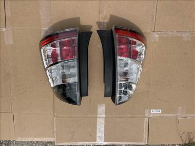 Toyota Prius hátsó lámpa 