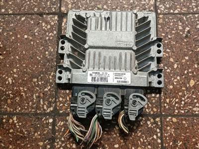 Renault Mégane II Motorvezérlő *153017* 8200659536