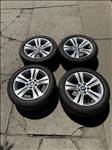  5x120 lyukosztású 17" újszerű (gyári felni) alufelni, rajta 225/50 használt Goodyear nyári gumi 