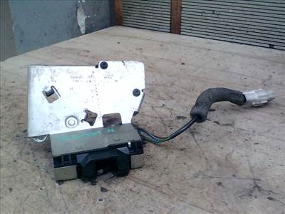FORD MONDEO 01-07 Csomagtér ajtó zárszerkezet