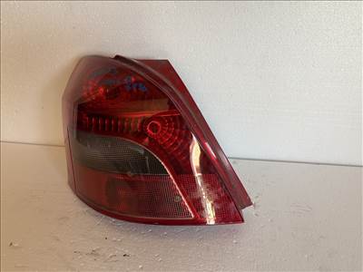 18073 Toyota Yaris II. 2005-2011(xp90) 2005-2011 Bal hátsó Lámpa