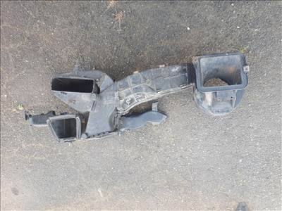 Volkswagen Passat B3 fűtésbox klíma nélküli radiátor , motor nélkül 893819051 191819355a