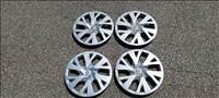 Toyota Yaris 15" gyári dísztárcsa szett szép állapotban eladó! 42602-0D410