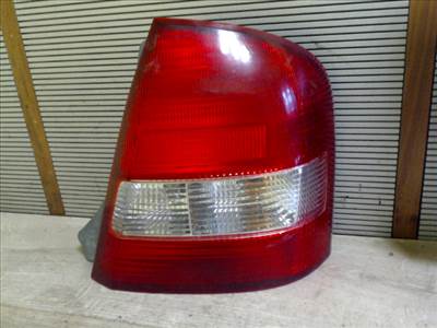 MAZDA 323F 98-04 Jobb hátsó lámpa