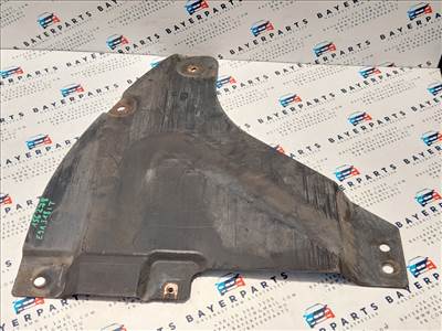 BMW E81 E82 E90 E91 E84 X1 120i 125i 128i 135i 320i 323i 325i 328i 330i alsó burkolat páncél haslemez haspáncél középső hátsó