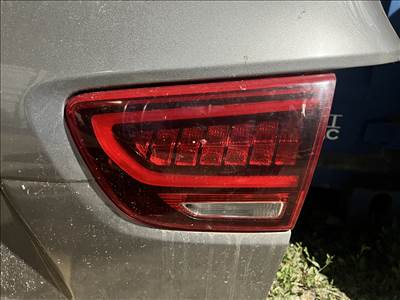 Kia Sorento (UM) csomagtér ajtó lámpa