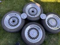  5x100 lyukosztású 16" új alufelni, rajta 205/55 használt Bridgestone nyári gumi gumi 