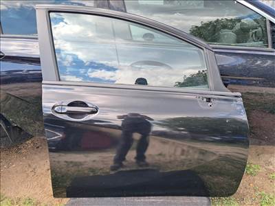Nissan Note II Jobb első ajtó 