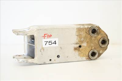  BMW F10-F11-F07 első lökhárító merevítő