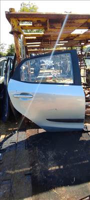Mazda 2 (DY), Mazda 2 (DE) Jobb hátsó ajtó 