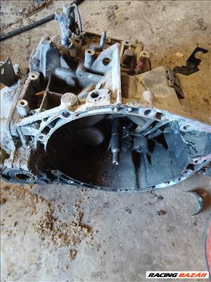 Peugeot 807 HDi 130 Váltó  9431374021