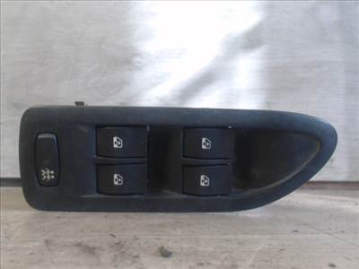 RENAULT LAGUNA 00-05 Bal első ablakemelő kapcsoló