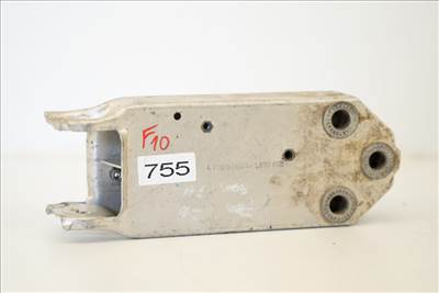  BMW F10-F11-F07 első lökhárító merevítő