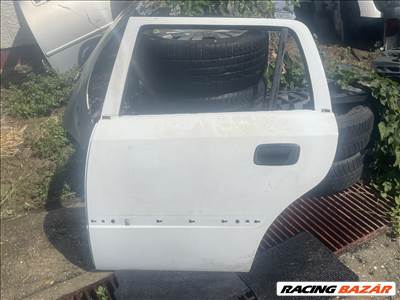 Opel Astra G kombi Bal hátsó ajtó rozsdamentes